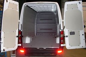 01_Vnútorne obloženie pre Mercedes Sprinter od Syncro system